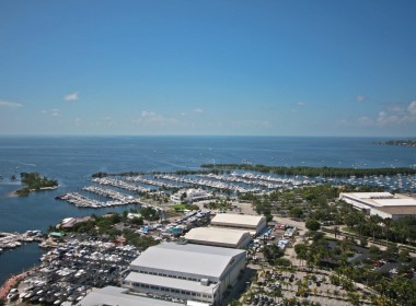 Grovenor House Coconut Grove Condos Sky Line View