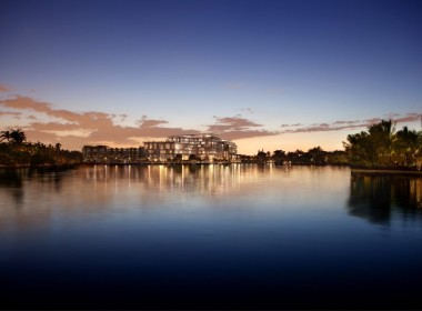 Ritz Carlton Residences Beach Condos Sea View