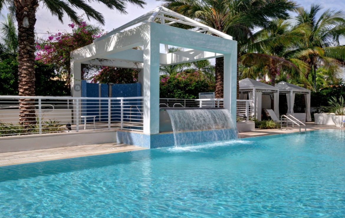 Sapphire Fort Lauderdale Condos Swimming Pool