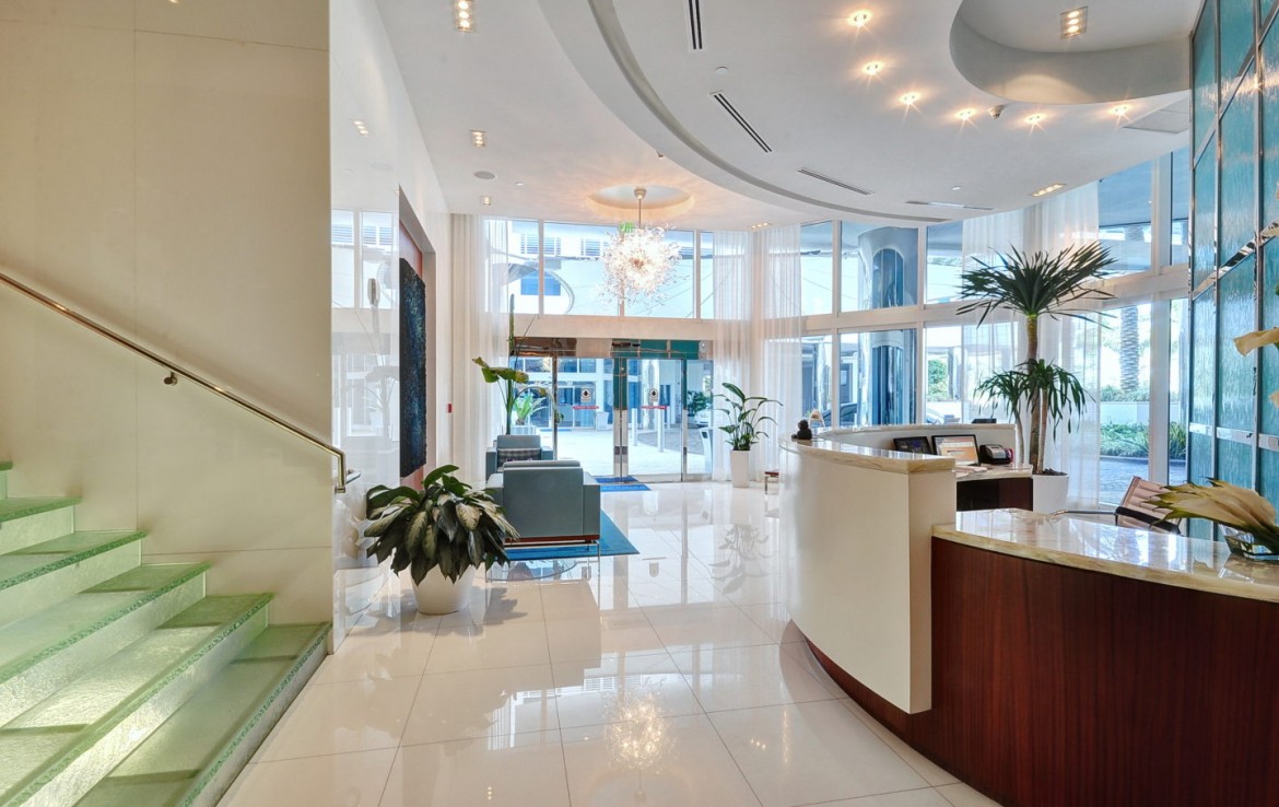 Sapphire Fort Lauderdale Condos Entrance Area