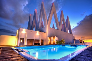 Akoya Beach Condos Outdoor Swimming Pool