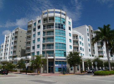 Cosmopolitan Beach Condos Building Exterior