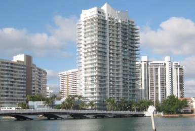 Grand Venetian Beach Condos Exterior View