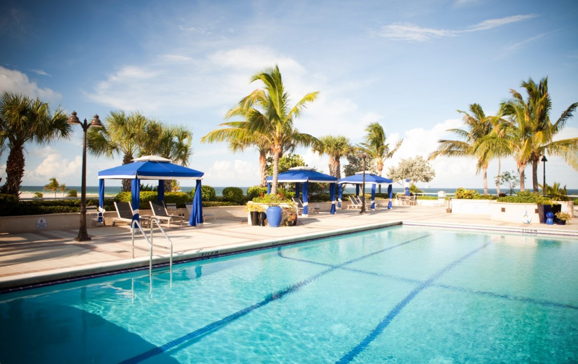 Point of Americas Ft.Lauderdale Condos Swimming Pool Area