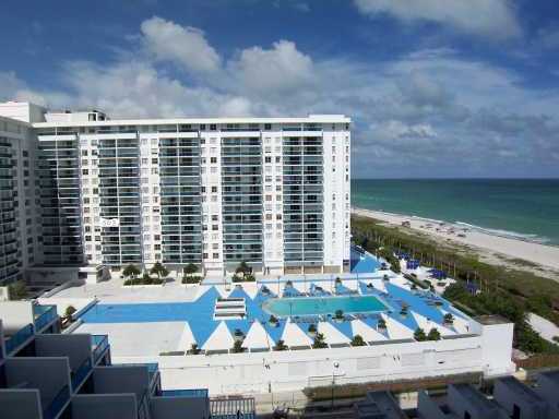 Roney Palace Beach Condos Exterior View