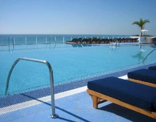 Roney Palace Beach Condos Swimming Pool