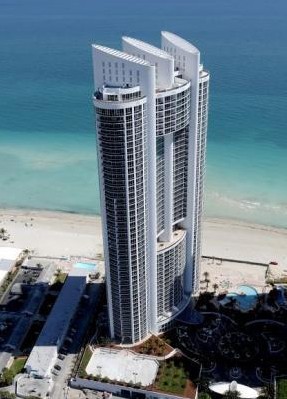 Trump Royale Sunny Isles Condos Bird's Eye View