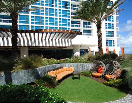 Canyon Ranch Condominiums in Miami Beach