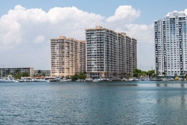 Del Prado apartments for sale and rent