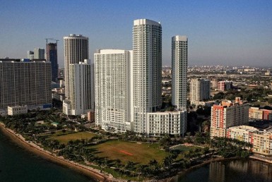 Quantum on the Bay apartments for sale and rent