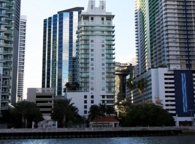 Solaris apartments for sale and rent