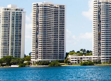 Williams Island 2800 apartments for sale and rent